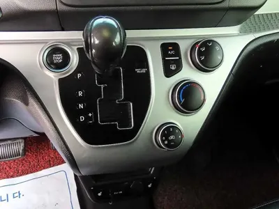 Kia Ray 2017, 99637 км, за 6500000 KRW - фото 9