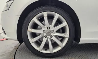 Audi A4 2015, 83255 км, за 6900000 KRW - фото 5