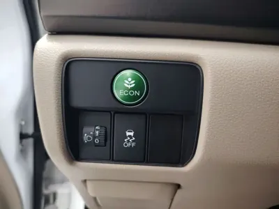 Honda Accord 2015, 50000 км, за 44800 CNY - фото 6