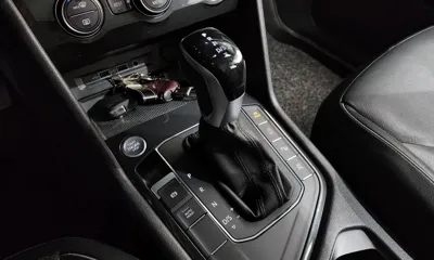 Volkswagen Tiguan 2018, 56799 км, за 23300000 KRW - фото 9