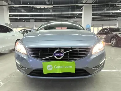 Volvo S60 2017, 106199 км, за 47100 CNY