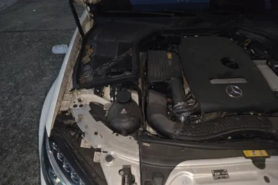 Mercedes-Benz C-Class 2017, 62400 км, за 94083.89 CNY - фото 23