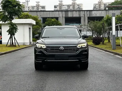 Volkswagen Touareg 2022, 86000 км, за 249000 CNY - фото 2