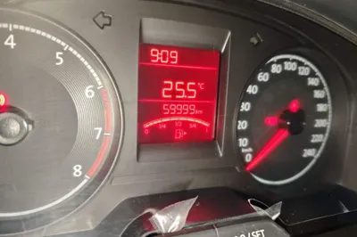 Volkswagen Santana 2019, 59900 км, за 31304.65 CNY - фото 12