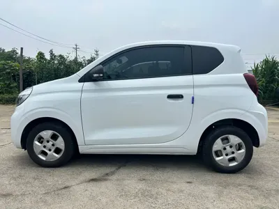 Roewe Clever 2021, 50000 км, за 22799 CNY