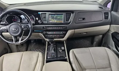 Kia Canival 2017, 250738 км, за 7700000 KRW - фото 7