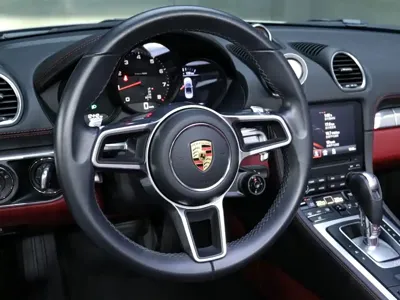 Porsche 718 2024, 12000 км, за 468000 CNY - фото 16