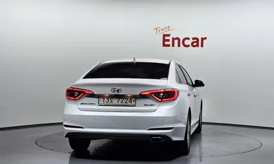 Hyundai Sonata 2016, 83529 км, за 10700000 KRW
