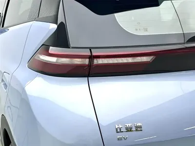 BYD Seagull 2025, 2000 км, за 63000 CNY