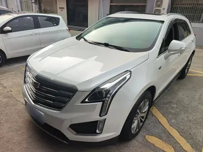 Cadillac XT5 · 2017 год