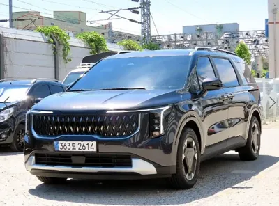 Kia Canival · 2025 год