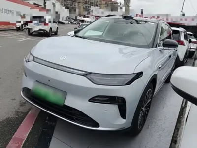 Leapmotor Leapmotor C11 · 2025 год