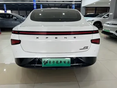 Xpeng P7 2020, 133000 км, за 85800 CNY
