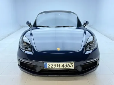 Porsche 718 · 2021 год