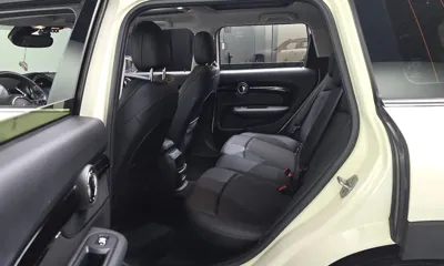MINI Clubman 2022, 61471 км, за 23000000 KRW - фото 26