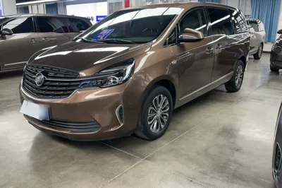 Buick GL8 2022, 66800 км, за 149488.04 CNY