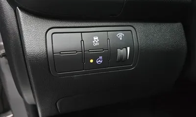 Hyundai Accent 2018, 57745 км, за 7900000 KRW - фото 16