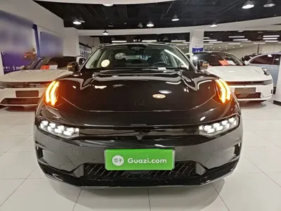 Zeekr 001 2022, 64400 км, за 137200 CNY