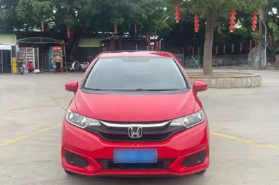 Honda Fit 2018, 80800 км, за 53922.21 CNY