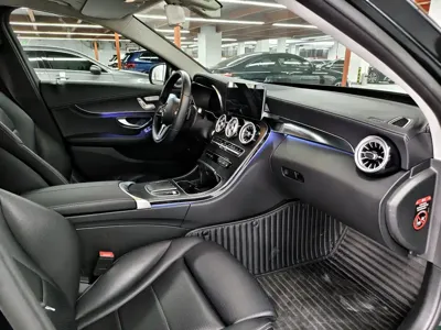 Mercedes-Benz C-Class 2019, 74000 км, за 93800 CNY - фото 9
