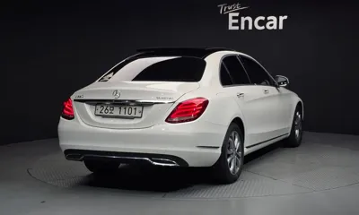 Mercedes-Benz C-Class 2015, 105146 км, за 12790000 KRW