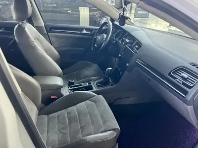 Volkswagen Golf 2014, 44000 км, за 53800 CNY - фото 9