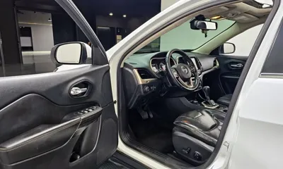 Jeep Cherokee 2016, 178385 км, за 5200000 KRW - фото 10