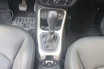 Jeep Compass 2019, 60100 км, за 47728.54 CNY - фото 16