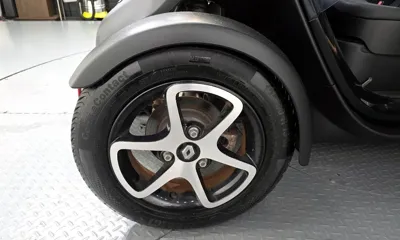 Renault-KoreaSamsung Twizy 2019, 3564 км, за 3000000 KRW - фото 16