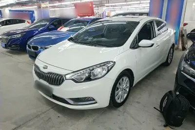 Kia K3 2015, 99800 км, за 41875.49 CNY - фото 1