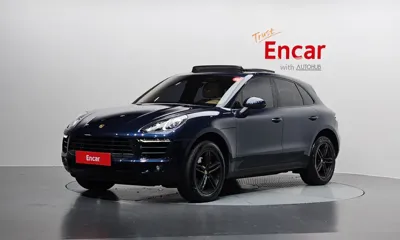 Porsche Macan · 2015 год