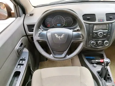 Wuling Hongguang 2016, 58900 км, за 17400 CNY - фото 11