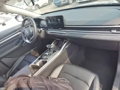 Geely Emgrand 2022, 27100 км, за 56300 CNY - фото 10