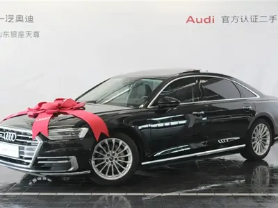Audi A8 2022, 79200 км, за 345000 CNY