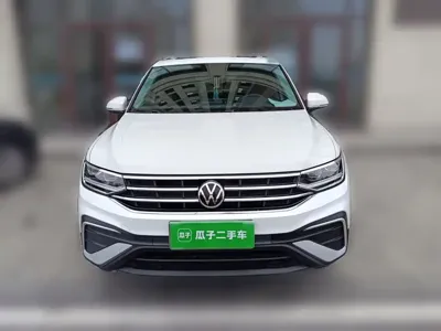 Volkswagen Tiguan L 2023, 68600 км, за 119200 CNY
