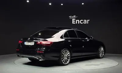 Mercedes-Benz E-Class 2021, 84983 км, за 36900000 KRW