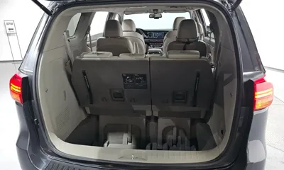 Kia Canival 2018, 137885 км, за 11900000 KRW - фото 20