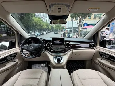 Mercedes-Benz V-Class 2018, 131000 км, за 159800 CNY - фото 11