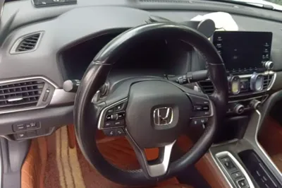 Honda Inspire 2019, 95500 км, за 113974.75 CNY - фото 9