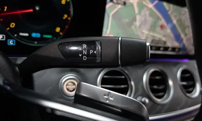 Mercedes-Benz E-Class 2022, 30559 км, за 42990000 KRW - фото 9