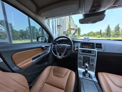 Volvo S60 2018, 86000 км, за 68500 CNY - фото 23