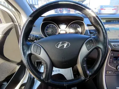Hyundai Avante 2014, 98970 км, за 6490000 KRW - фото 8