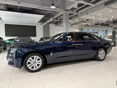 Rolls-Royce Ghost 2022, 32000 км, за 3588000 CNY