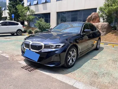 BMW i3 · 2023 год