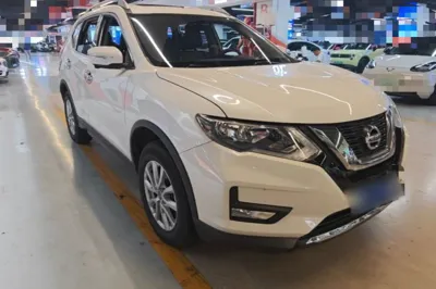 Nissan X-Trail 2019, 55400 км, за 82860.45 CNY