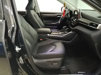 Toyota Highlander 2024, 56600 км, за 196200 CNY - фото 25