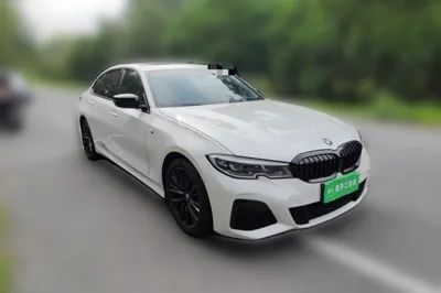 BMW 3 Series 2021, 111700 км, за 138033.49 CNY