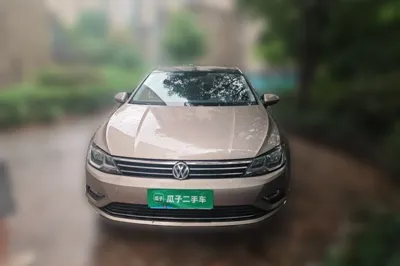 Volkswagen Lamando 2015, 111600 км, за 39203.89 CNY