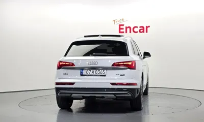 Audi Q5 2023, 27740 км, за 41700000 KRW