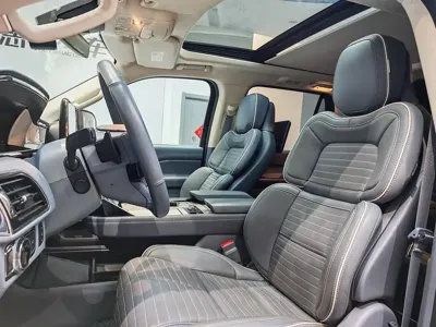 Lincoln Navigator 2022, 24000 км, за 638000 CNY - фото 10